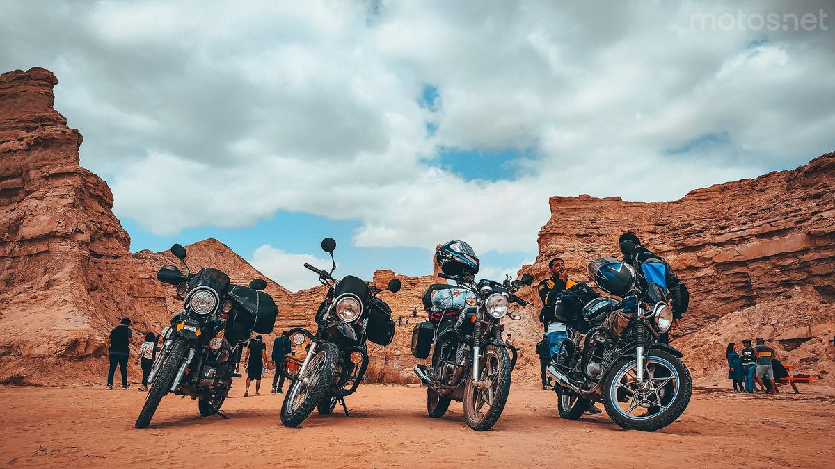 Rutear en moto en grupo: Todo lo que debes saber